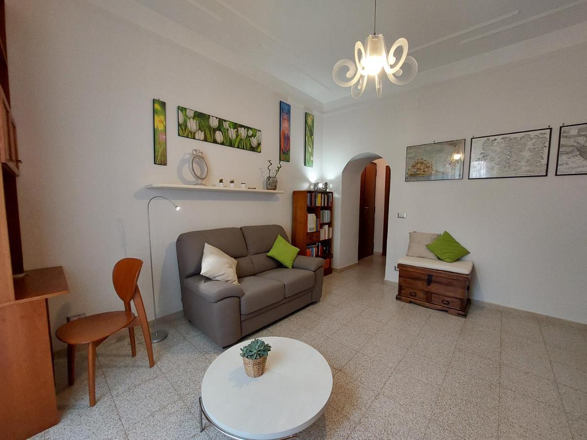 C R A Zy For Rhome Roma Ngoại thất bức ảnh